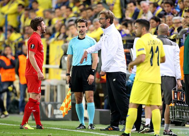 包含比利亚雷亚尔客场取胜，喜迎三连胜的词条