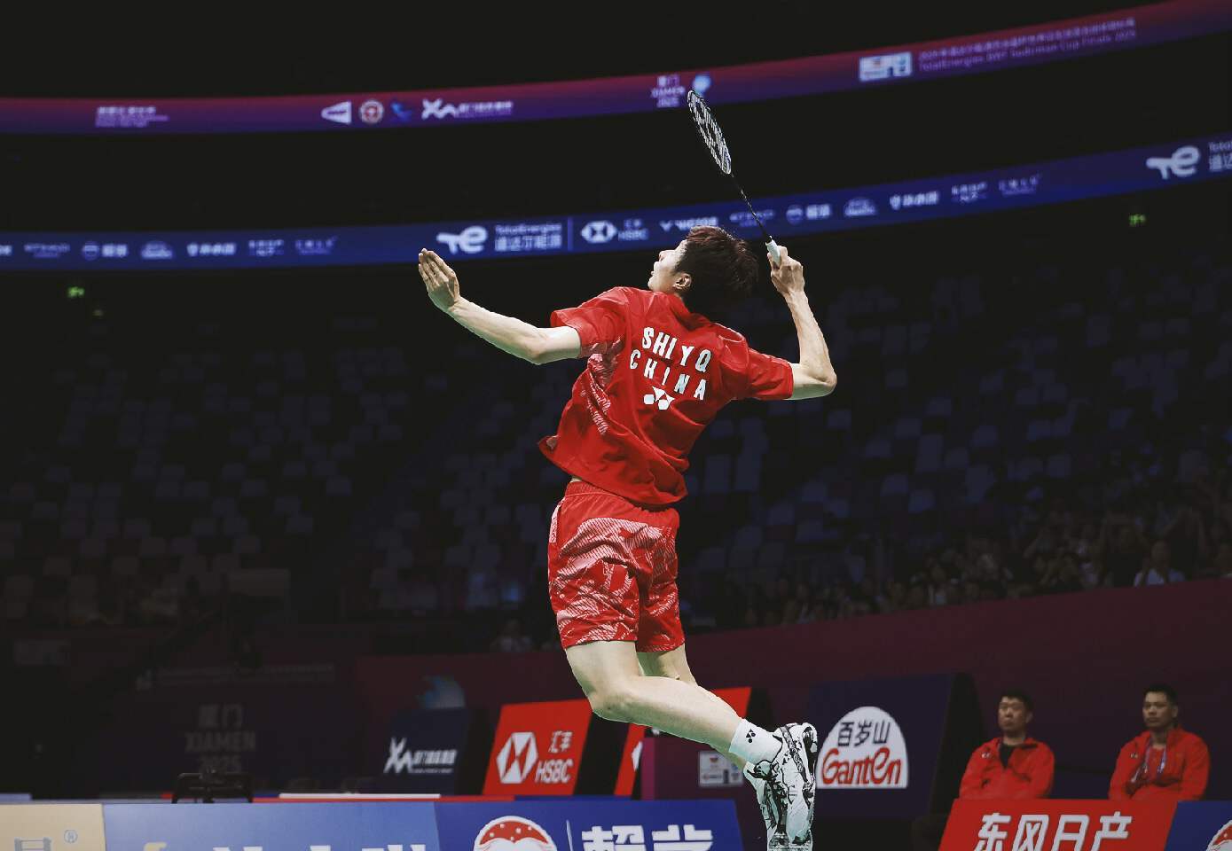 包含Ming意外战胜中国队，重要助攻引爆全场！的词条